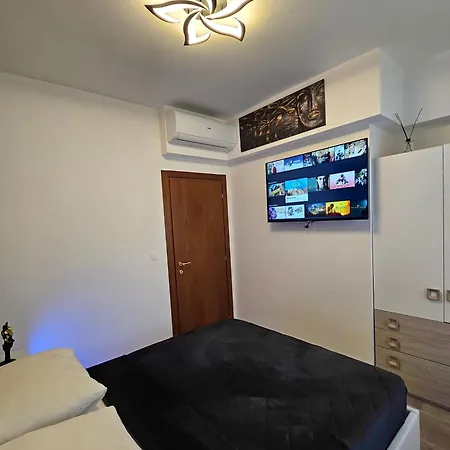 L'alba Sul Mare Apartment *